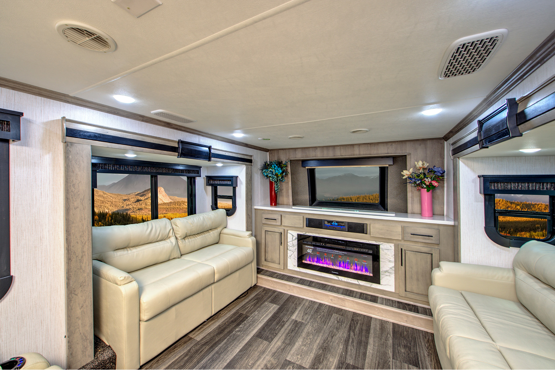 Luxury Fifth Wheels With Front Living Room Bryont Blog