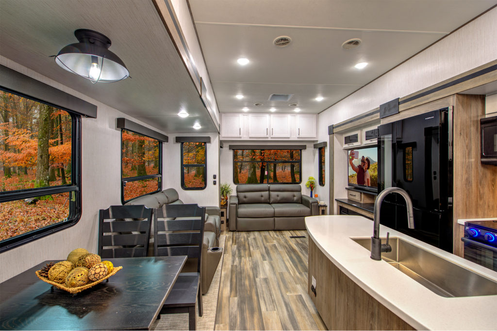 Milestone 377MB Heartland RVs