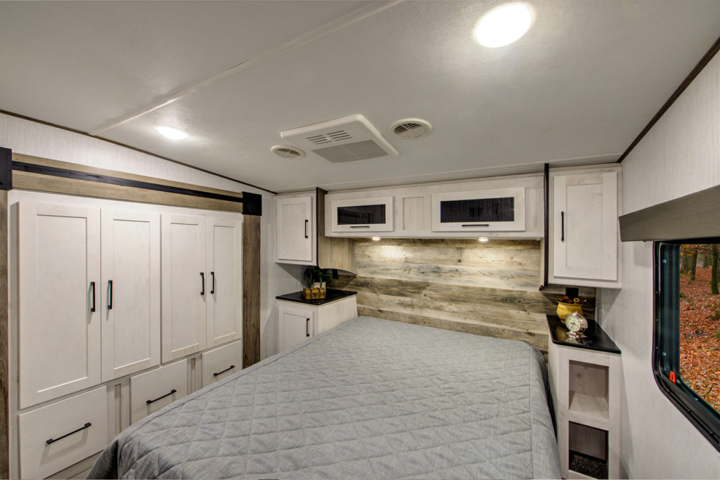 Milestone 377MB Heartland RVs