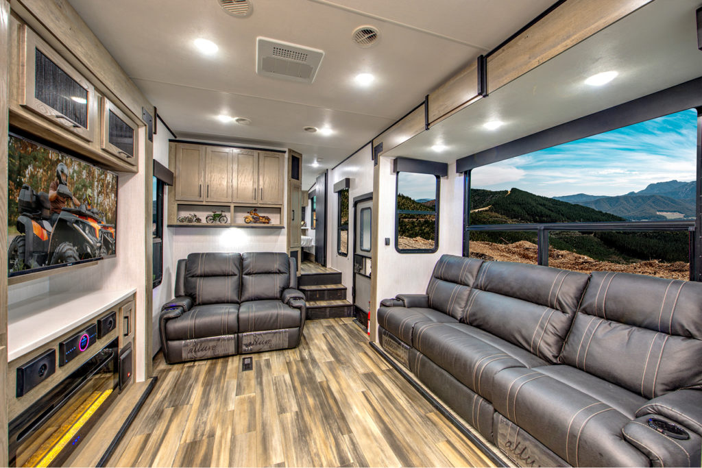 Road Warrior 391RW - Heartland RVs