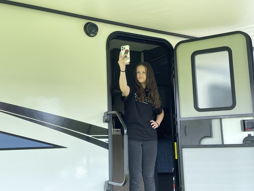 Finding Wi-Fi connectivity while traveling in an RV