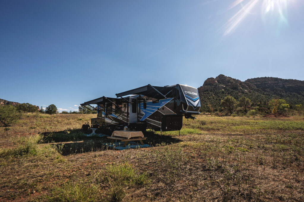 The Heartland Cyclone comes equipped with many standard features to make boondocking a little more simple. 