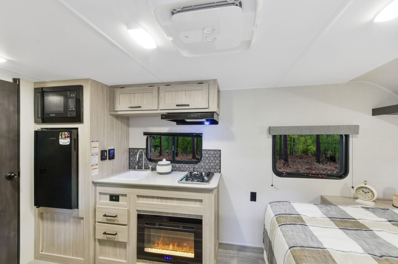 Pioneer 17RB Virtual Tour