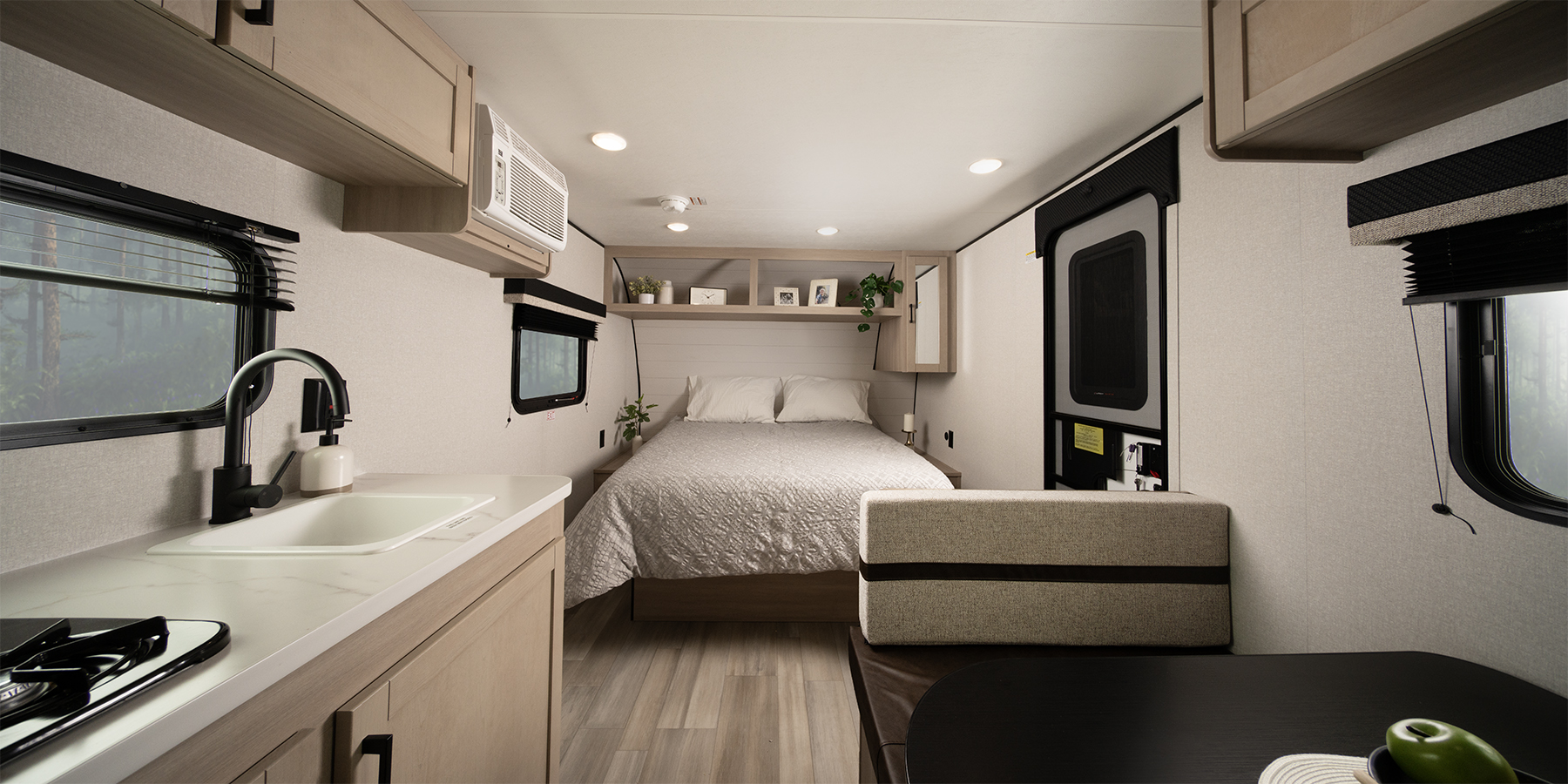 Prowler Travel Trailer 1700RB Virtual Tour