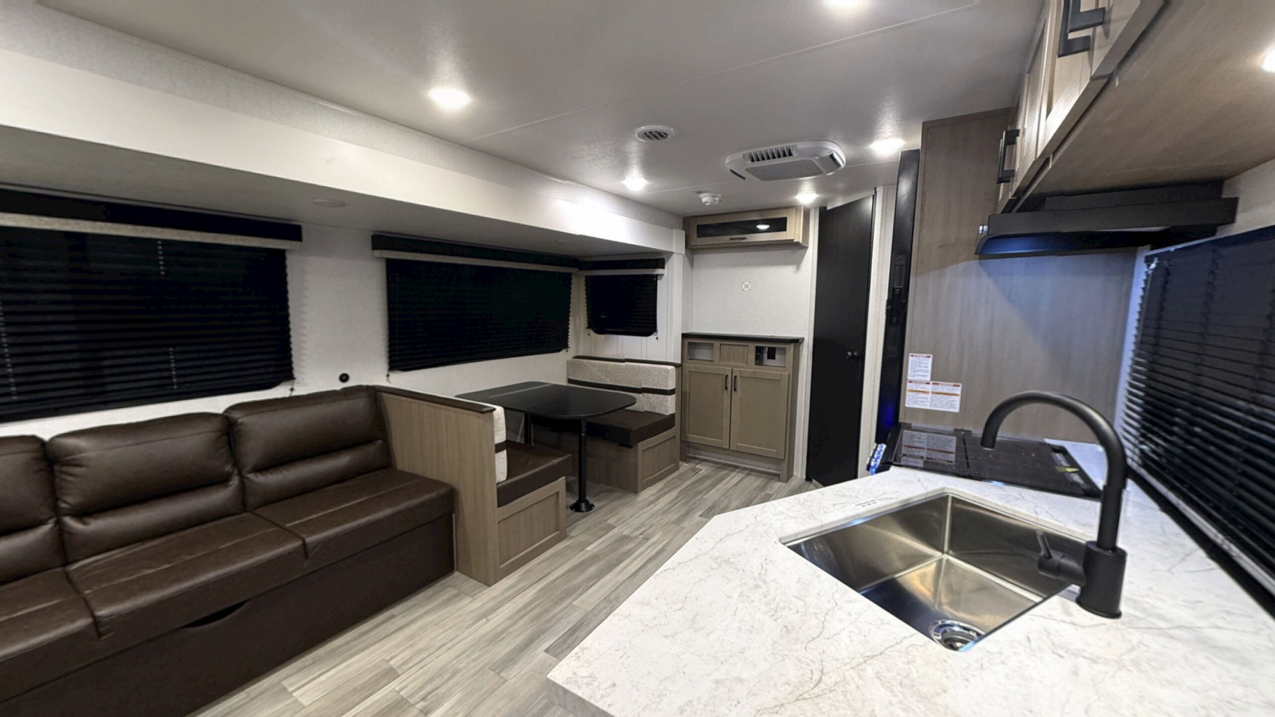 Prowler Travel Trailer 2027 2601RLS – 2027 – West Virtual Tour