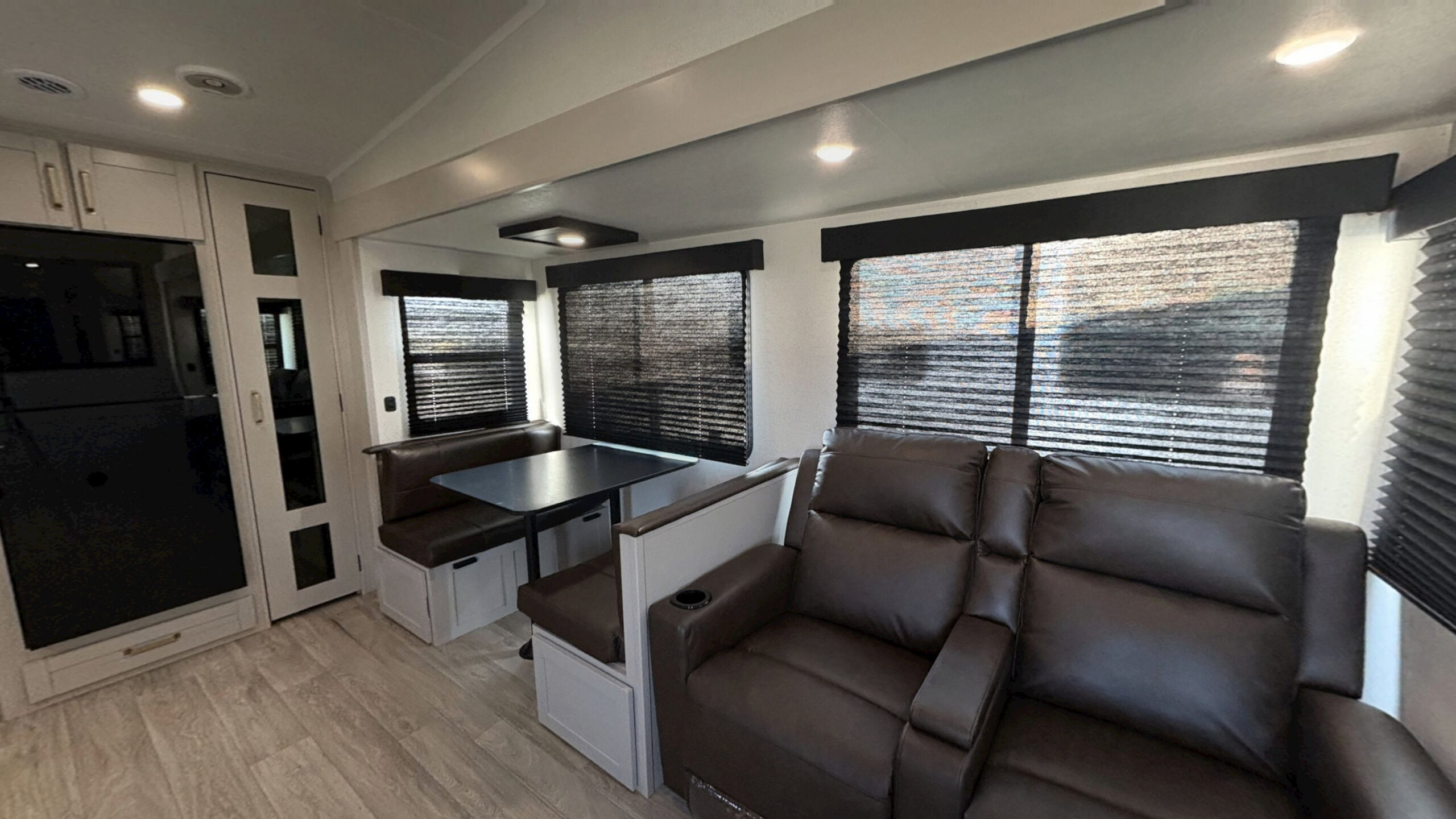 Sundance Fifth Wheel 2027 27RK 2027 Virtual Tour