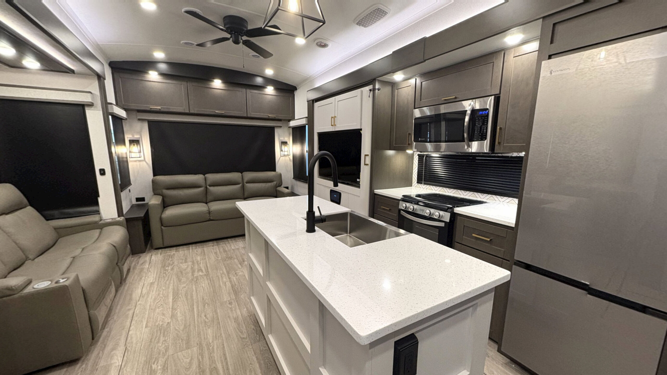 Milestone Fifth Wheel 2027 37MB 2027 Virtual Tour