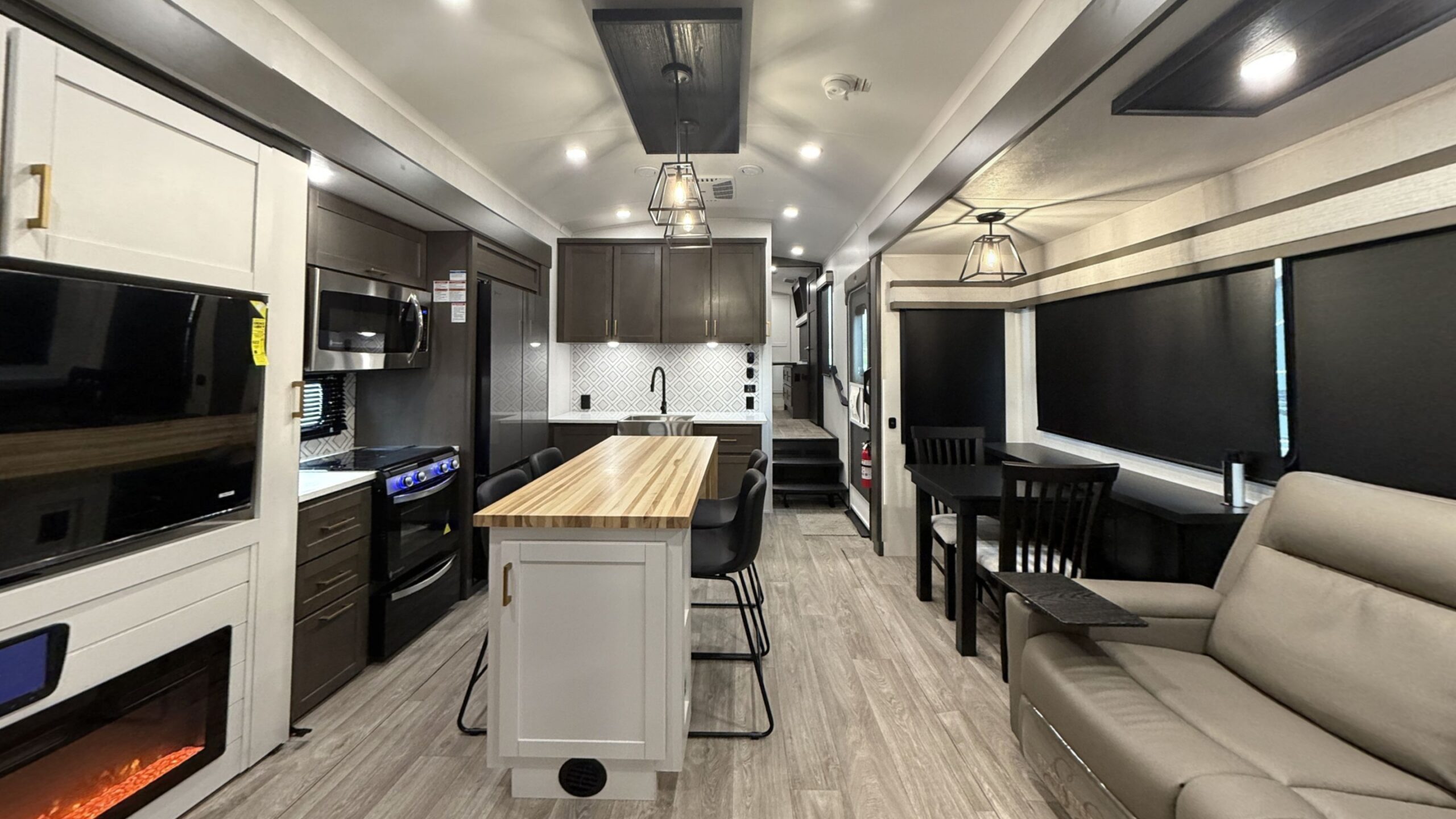 Milestone Fifth Wheel 2027 39TB 2027 Virtual Tour
