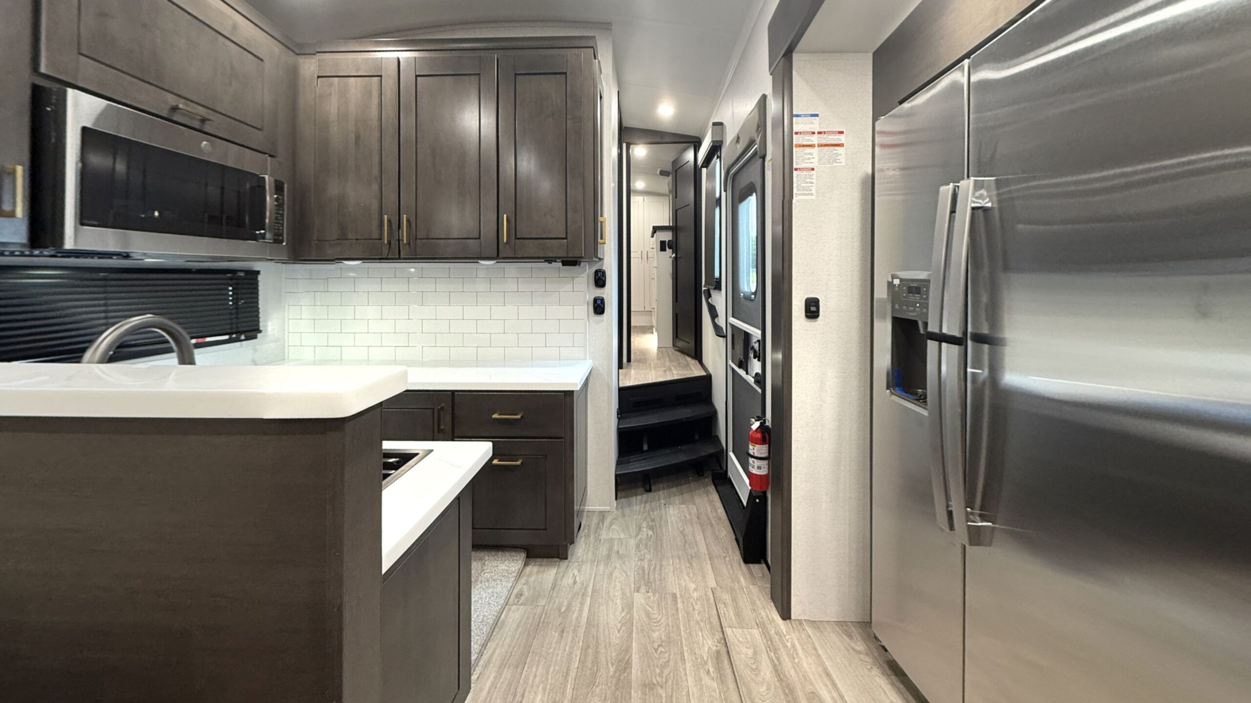 Bighorn Fifth Wheel – 2027 38DS 2027 Virtual Tour