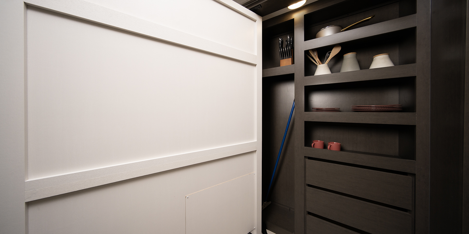 2027 Heartland Milestone 39TB — pantry