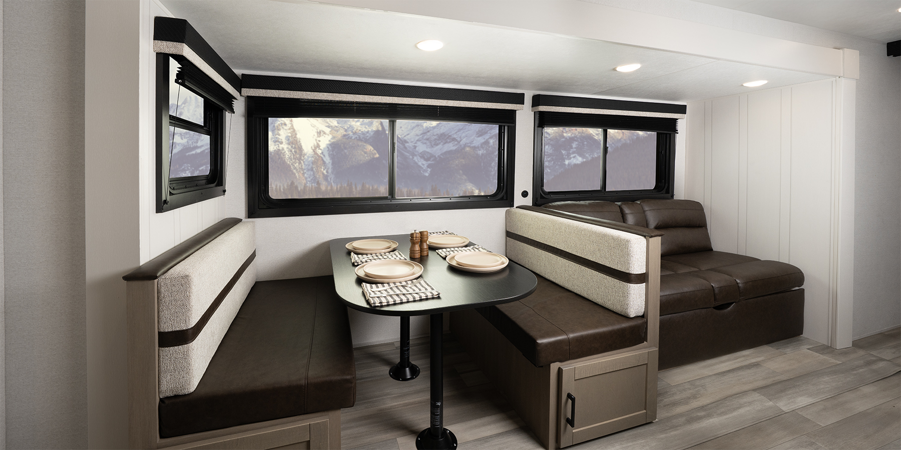 2027 Heartland Prowler 2702BHS interior photo 5