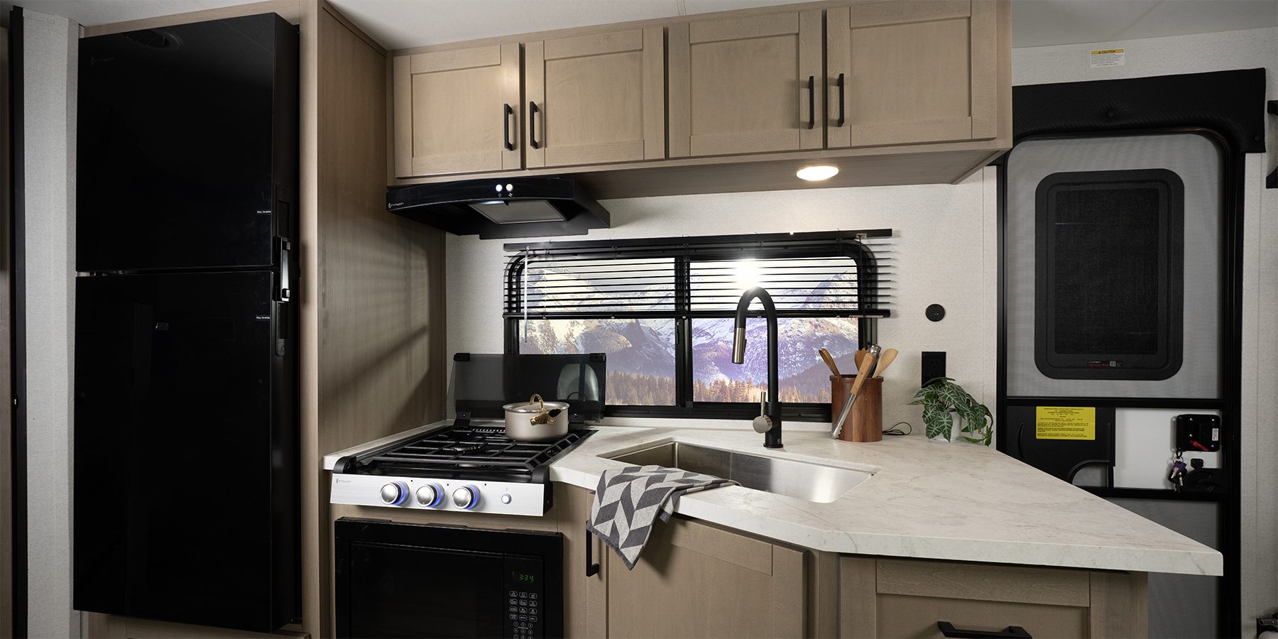 2027 Heartland Prowler 2702BHS — kitchen
